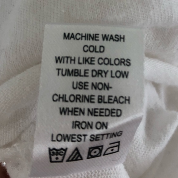 Me to We Cropped T-Shirt - Picture 6 of 6